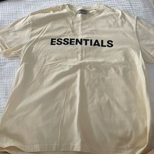 Men’s Essentials Tshirt
